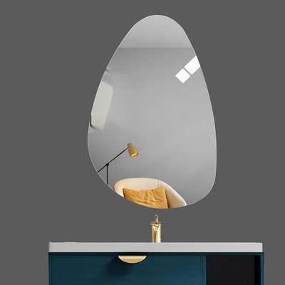 Agregue un toque de elegancia moderna a su decoración con este espejo de pared inquebrantable