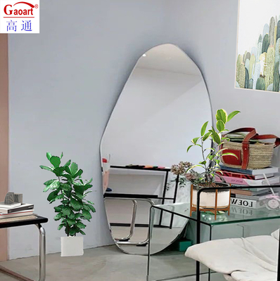 Decoración de dormitorio elegante Espejo de longitud completa con vidrio flotante y borde de bisel