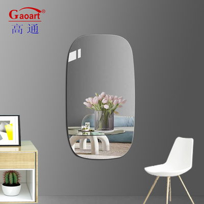Tamaño personalizado Pasillo de vidrio de longitud completa Salón de belleza Baño maquillaje Muebles Casa de baño Decoración con luz