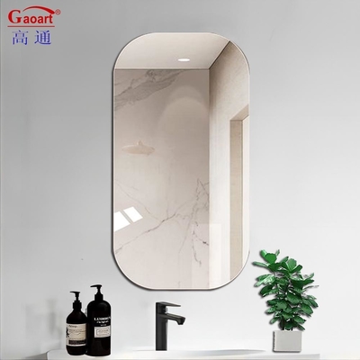 Decora tu baño con un espejo sin marco Una opción práctica y elegante