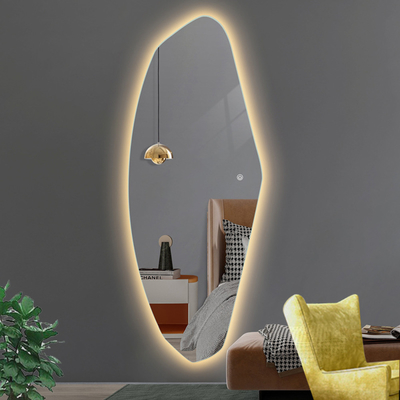Espejo de vidrio inquebrantable de tamaño completo para la moda de alta seguridad decorada en el hotel Espejo LED