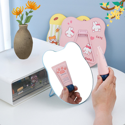 Espejo de bolsillo iluminado personalizable para maquillaje y maquillaje de la pequeña dama