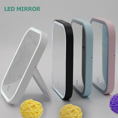 Prepárate en cualquier momento en cualquier lugar con este conveniente espejo de luz cosmética de viaje
