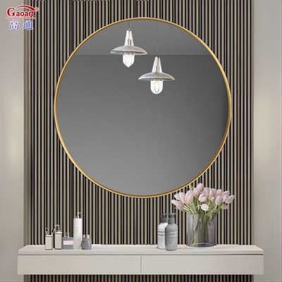 Tamaño personalizado Estilo rectangular Espejo de pared de vidrio plateado para decoración moderna del dormitorio