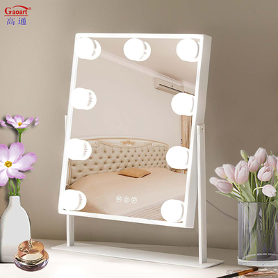 Obtenga la iluminación perfecta para su rutina de belleza con Hollywood Mirror