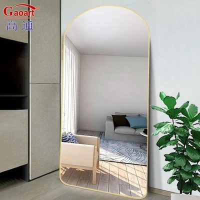 Añada un toque de elegancia a su hogar con un espejo de vestimenta moderno