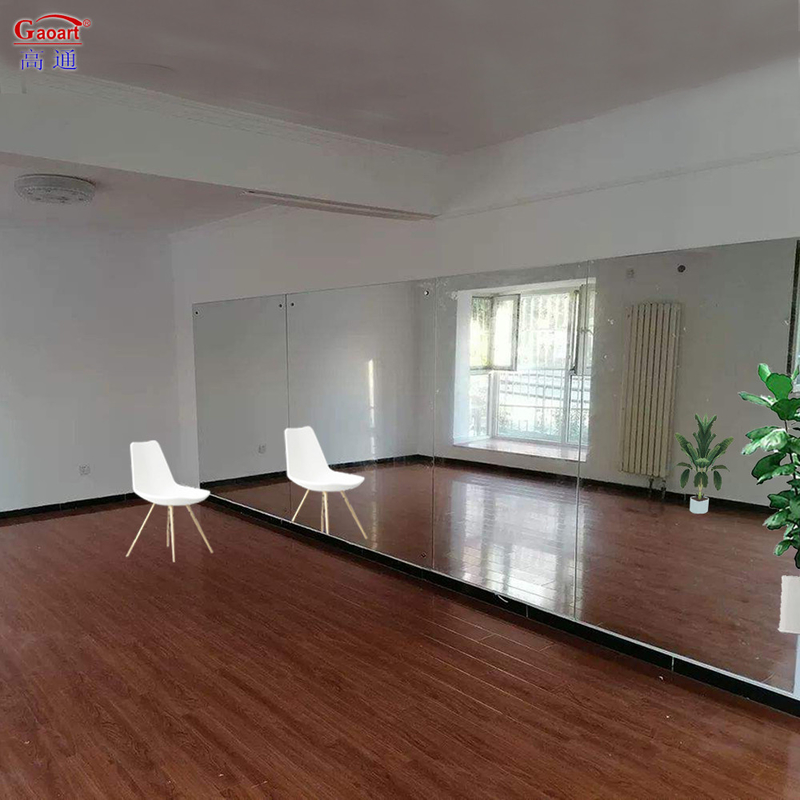 Decoración del hogar moderno Espejos de pared de gimnasio resistentes al agua con diseño de paneles de vidrio con estilo